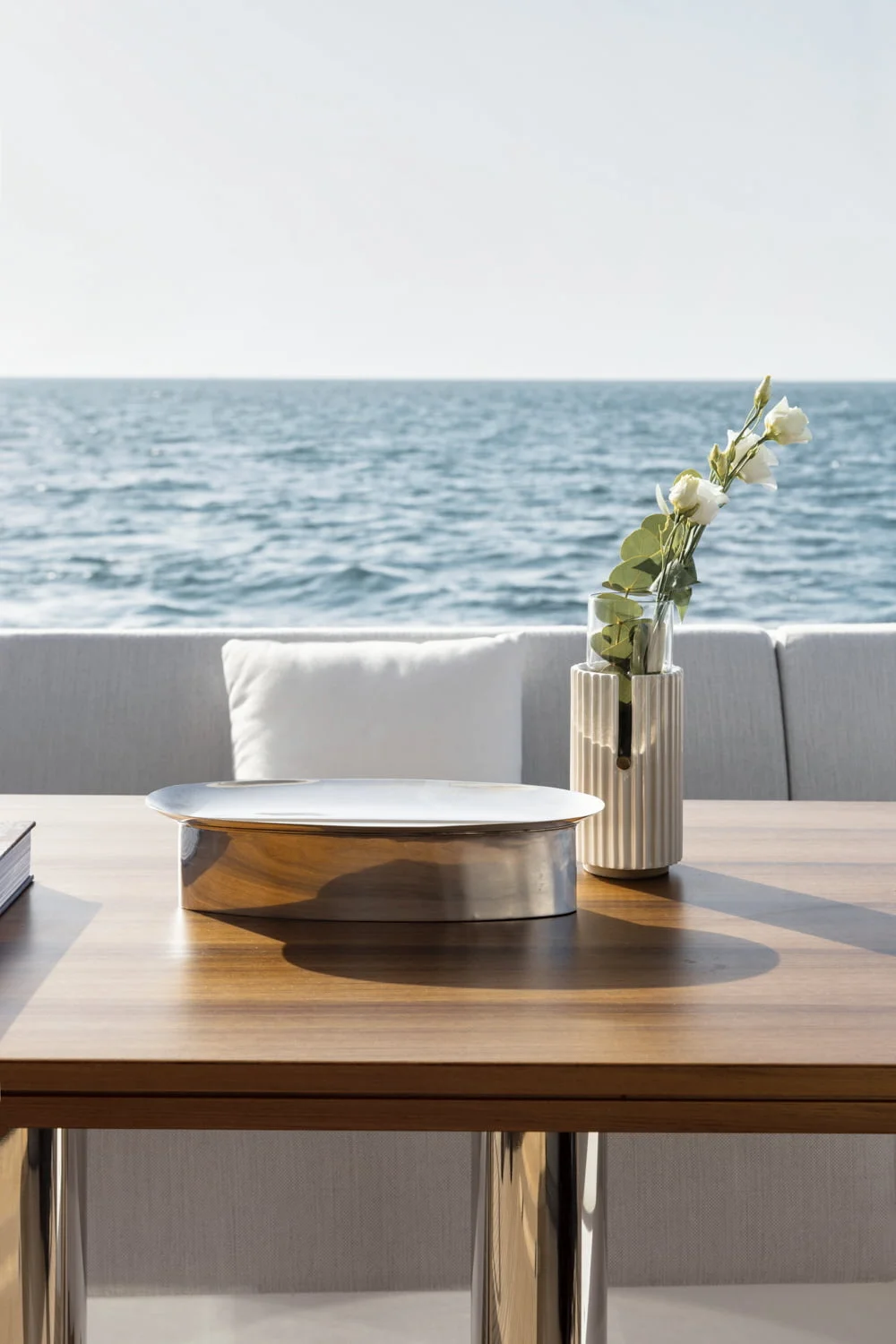 Azimut Fly 53 - Green Charter Azimut-Fly-53-Cockpit-Detail