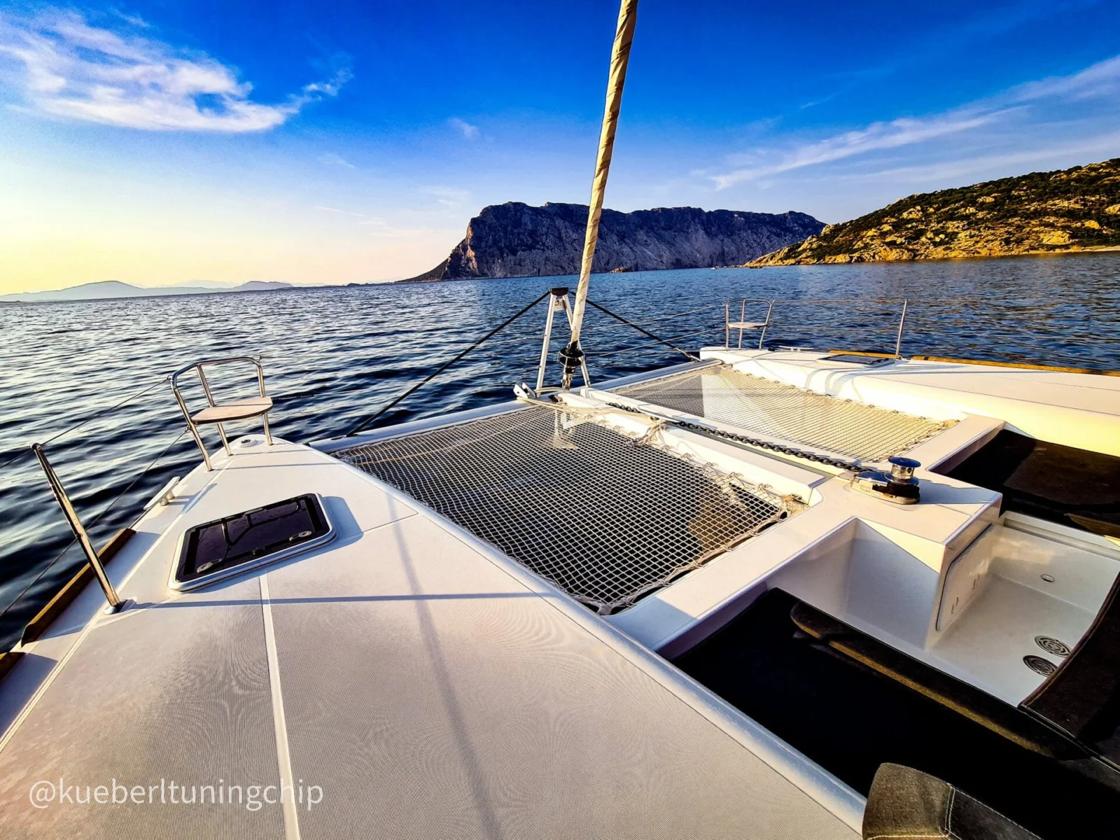 Catamaran Lagoon 450 - Green Charter Lagoon-450-6-1