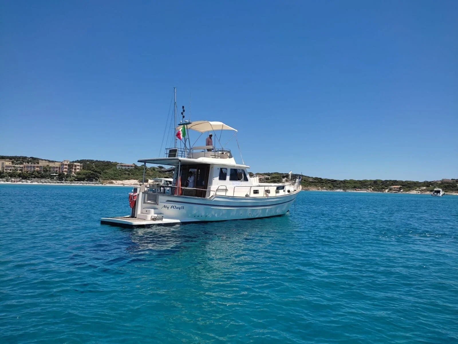 Menorquin 160 Fly - Green Charter Hire-Menorquin-160-Fly-Villasimius